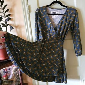 Effie's Heart geometric patterned faux wrap dress